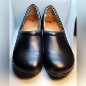 Nurse Mates Pillow top | Women’s Nursing shoes dansko clogs